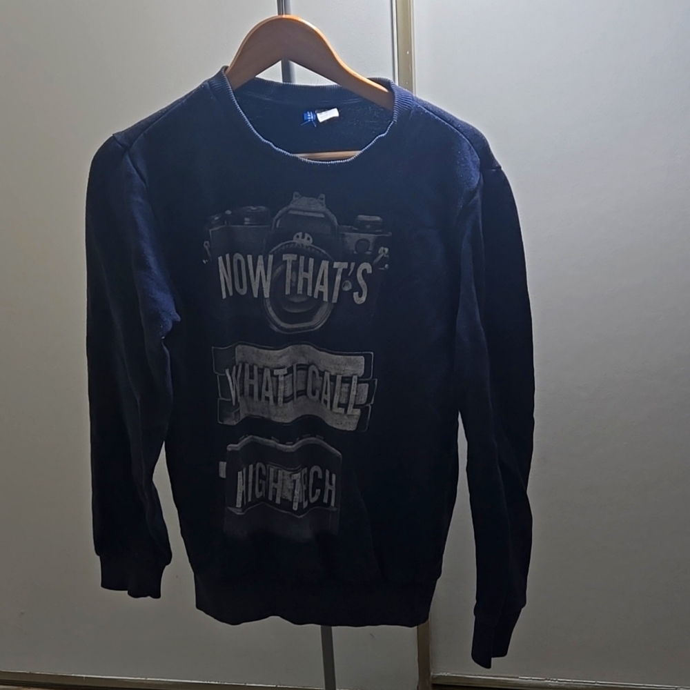 Men's sweater